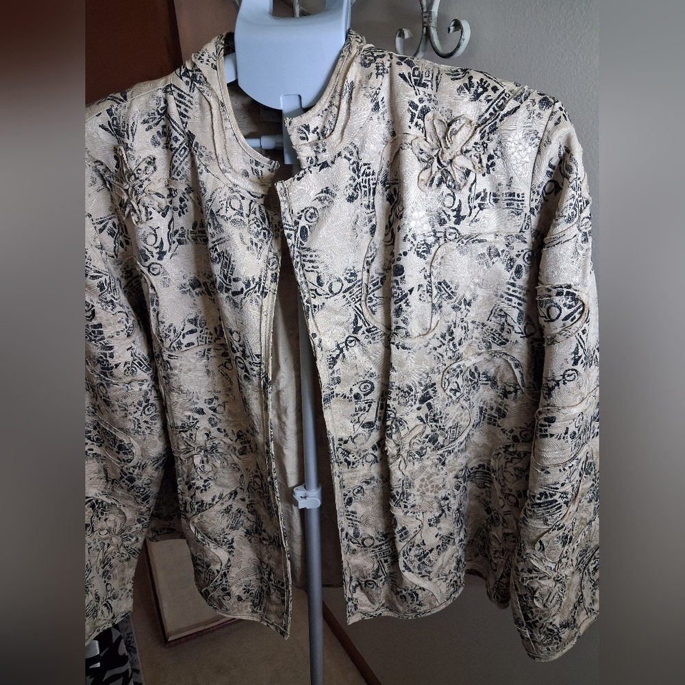 Chico's Silk Linen Blazer